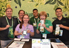 Team Giumarra promotes organic avocados!