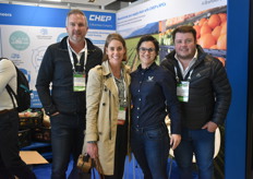 Alisdair Sinclair of CHEP, Landbouweekblad's Lucille Botha with Wilene Burger, marketer at Van der Vyver Transport and Chris Vercueil of CHEP.