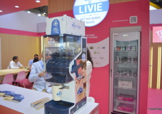 The new Sekoya blueberries dispensing machine, aimed at consumers in retailers, was on display at the show to gauge feedback from attendees.