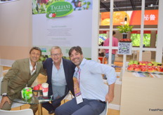 The Clementi and Tagliani companies from Italy had Cristian Ferrari, Luis Clementi and Pierluigi Ferrario at the show. They are apple and pear growers and exporters.