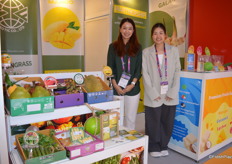 3F Exotics exports exotic fruit and vegetables to Europe, Middle East and The Maldives. Leona and Naruedee were at the stand. 