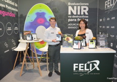 Felix Instruments Hunter Weber and Ivonne Chica were showing their products in hall 1.