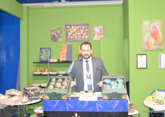 Mounir Yassa, export manager of Thmarco. This Egyptian company exports mainly mangoes to Europe.