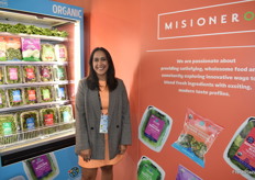 Hana Mohsin with Misionero proudly shows the company's lettuce blends.