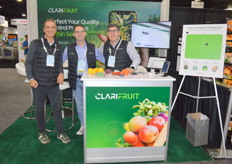 Clarifruit's Todd Fabec, Elad Mardix and Cristibal Apablaza. The held a demonstration of the AI powered quality management solution, while the magician they had at the show was a hit too.