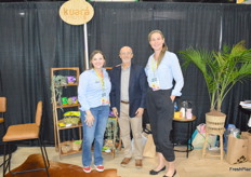 Jorge de Souza (middle) from Frutas do Brazil, with first time exhibitor Kuara Fruits, Julia Mattos and Ilonka Eijsink, who are table grape growers from Petrolina, Brazil.