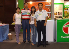 Cindy Wang, Small Lei, Amy Liu and Scott Zhao of Sanmenxia Golden Autumn Fruit Products.