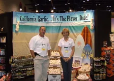 The booth of California Garlic.