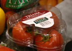 A packing for three beef tomatoes
