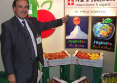 Mark Fueglister from Switzerland, exporting conventional and organic apples.