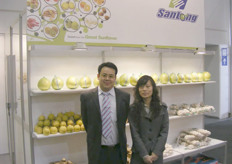 Mike Su of SanLong and colleague Kathy Ma