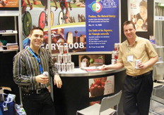 Mike Dubé and Greg Conger of Krown Produce in the stand of CPMA