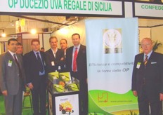 A delegation of Cooperativa Agricola DUCEZIO. From left to right: Giorgio Sortino, Raffaele Salvo, Salvatore Accardi, Giuseppe Pappalardo, Mario Moschetto, Roberto Ponte, Nunzio Lirosi.