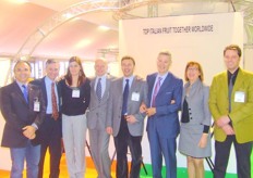 Some promoters of Macfrut International. From left to right: Sebastiano Alba, Salvo Laudani (Oranfrizer), a representative of Sant'Orsola, Luca Granata (Melinda), Michele Scrinzi (Sant'Orsola), Roberto Della Casa, Paola Zanella e Dietmar Pircher (VOG).