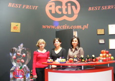 Polish representatives of Activ lead by their Export Manager, Ms. Ilona Zolcik (middle)