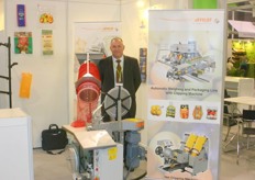 Stefan Herzhauser promotes the Clipping Machine of Affeldt