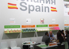 Spain was attending with various companies to promote their citrus and direct contacts with importers.