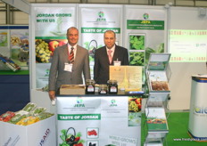 Kim Batcheler together with his colleague promotes the Jordan exporters