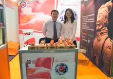 Mr. David Shang, General Manager and Ms. Terri Zhang of Huasheng Fruit