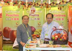 Richard Lieu and Eddie Saw of Califronia Tree Fruit Agreement