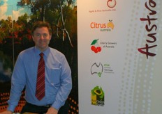 Wayne Prowse of Horticulture Australia. The Australian booth received a lot of visitors during the show.