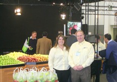 Stephanie Kraemer and Terry Braithwaite of Chelan Fresh Marketing.