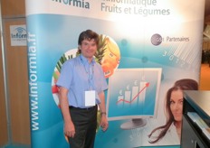 Patrick Vattepin from Informia promotes software specially for packing houses to coordinate the produce in order to avoid logistical problems.