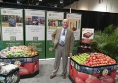 Loren Queen promotes their assortment of Domex Superfresh Growers. www.superfreshgrowers.com