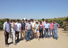 Open field day attendees pose for a group photo.