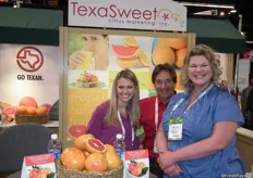 Kymberly Meade, Ken Berger and Eleisha Ensign from TexaSweet citrus marketing. Texas citrus season just started and is looking good. www.texasweet.com