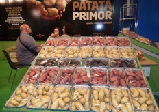 There were various potato traders with their own stand