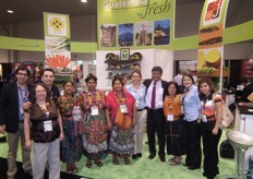 Stand for Agexport and Guatemala Fresh, with some native Maya women. From left to right: Mana Batres (Inversión en Guatemala), Fernando Cabarrus (Logidoc), Rodrigo Guevara (Trade Ilanda Ávila), Isabel Zil (Cooperativa Mujeres Quatro Pinos), Regina Espana (Agexport), Rodolfo Rivera (President of Agritrade), Victoria Arrcaga (Cooperativa Mujeres Quatro Pinos), Mónica Figueroa (Agexport) and Astrid Juárez (Deinsa).