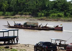 Logistics to La Paz, where the product is stocked under dry and cold conditions, again means transport over water.