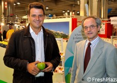 Bruno Francescon and Silvano Chieregati of OP Francescon : what is a melon company doing in the temple of the apple? Mystery! Bruno won't to reveal anything ...