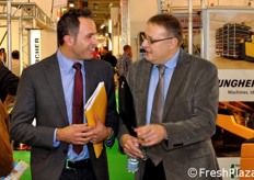 In the halls of the fair we see Eraldo Secchi (Verdenora), in company of Herbert Knuppen, general director of the Consortium of apple Rubens.