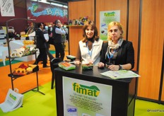 Noemi Nagy and Ilaria Savassi from fimat, they make packaging for the produce.