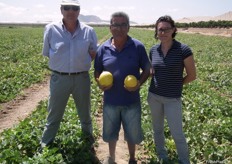 The technician Julio, producer Jesús Martínez and the techniscian Noélia Valcárcel.