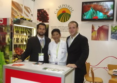 Allan Cooper and Guillermo Espinose were joinrd by Martha Leng Mauricci on the Campasol stand.