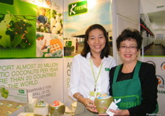 Ms. Nim (export manager) and Prof. Vanna Mahakittukun of K-Fresh, not only partners but also sisters