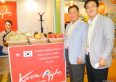 Lee Song (left) and Yonguk Kim (CEO) of NH Trading, Korea