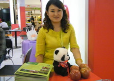 Juliet Zhu, Sales Manager of Lixian Richshine Fruits & Vegetables(China)