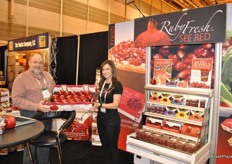 David Anthony and Breanne Loyd of Ruby Fresh promote the packaging that is specially designed to go overseas to Europe.