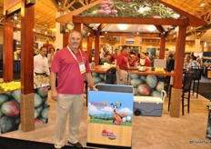 Gary Clevenger of Freska Produce promotes the new collaboration with Disney. Besides mangoes, Freska also started on avocadoes and are exploring to provide them also yearround.