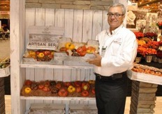 Jim DIMenna of JemD promotes the new Heirloom tomatoes and packaging.