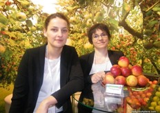 Magdalena Zawislak and Dorota Sulicka-Drozdowska of Grupa Sadownicza, established in 2010 and founded by 10 producers of apples from Sandomierz region of Poland