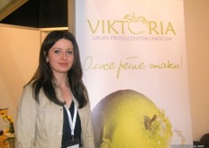 Marlena Dobrzynska of Grupa Viktori-Poland, offers apple, plum, cherry, morello cherry and pear.