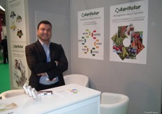 Youssef Smyel, technician in Afrifutur, an Italian company that offers solutions in nutrition and plant protection.