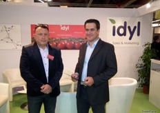 Philippe Puech (right) with his partner in the stand of IDYL, specialists in tomato produced in Morocco.