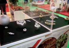 Exhibition of golden and silver fruit and vegetables in the Matysha stand.