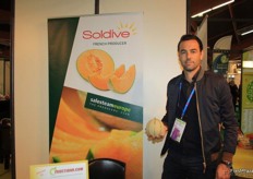 Maxime Fuzeau from Soldive, the specialist in Charentais-melons. The company produces this melon for more than 50 years.